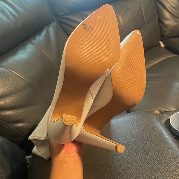 Women Steve Madden knee high white boots - Picture 3 of 5